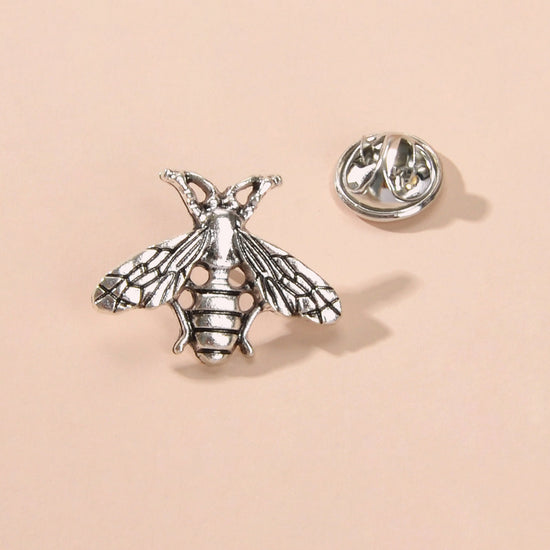 Honey Bee Brooches Insect Themed Bee Brooch Retro Pin Antique Gold Tone Jewelry